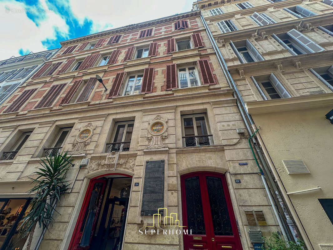 Appartement à MARSEILLE-1E