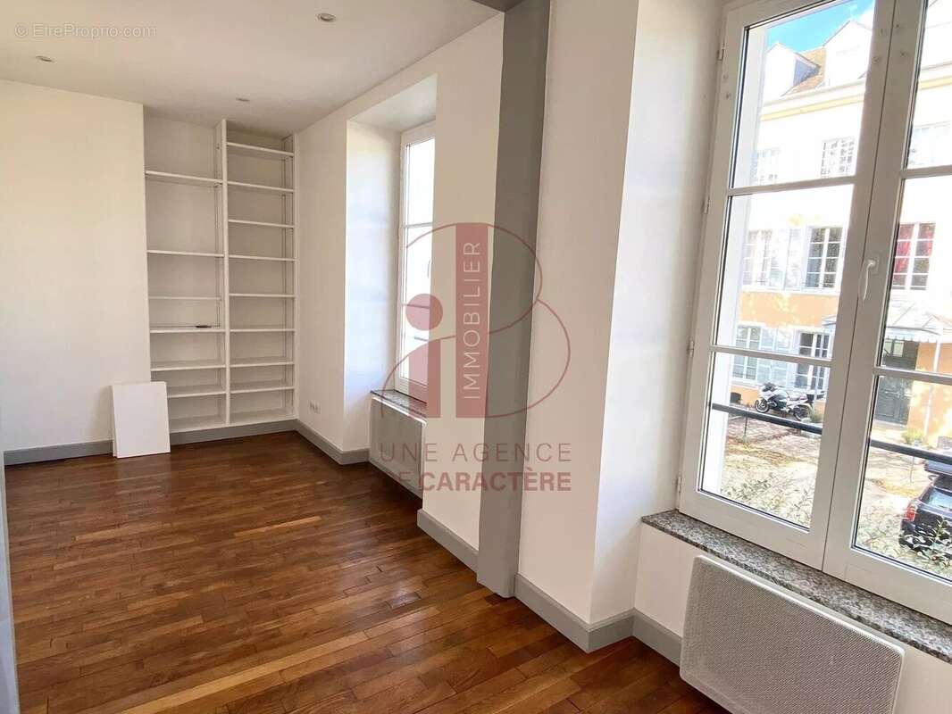 Appartement à FONTAINEBLEAU