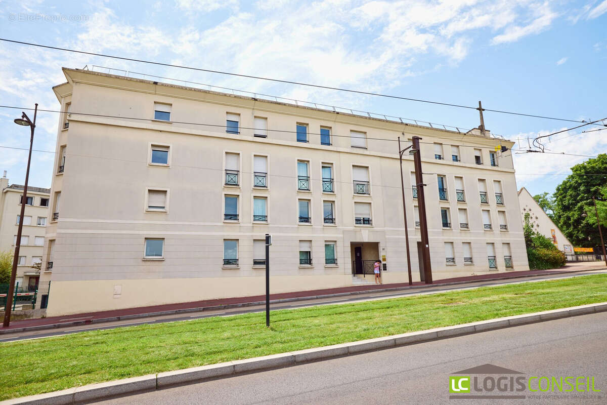 Appartement à CHATENAY-MALABRY