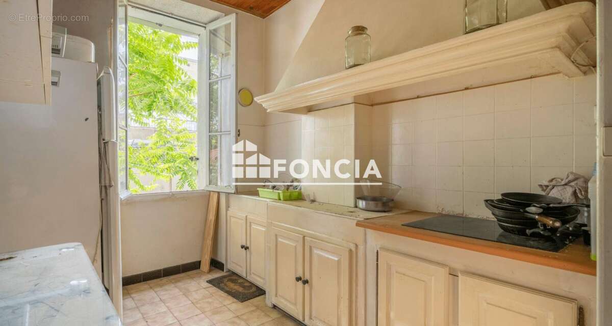 Appartement à MARSEILLE-10E