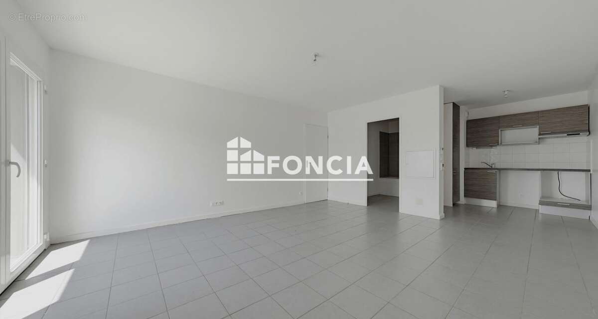 Appartement à YVRAC