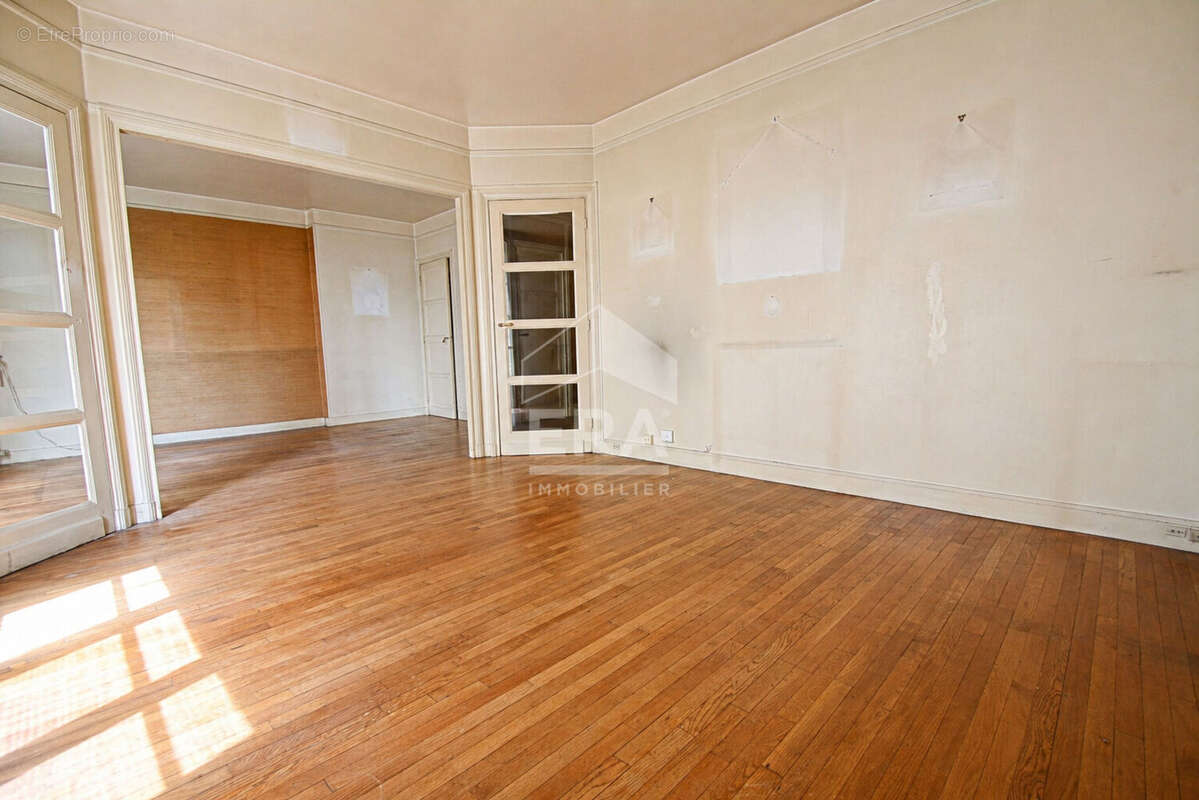 Appartement à ISSY-LES-MOULINEAUX