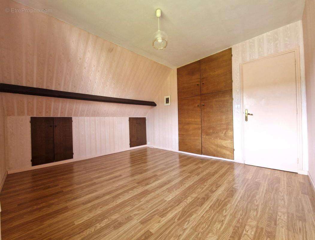 Maison à SAINT-MARTIN-DU-VIVIER