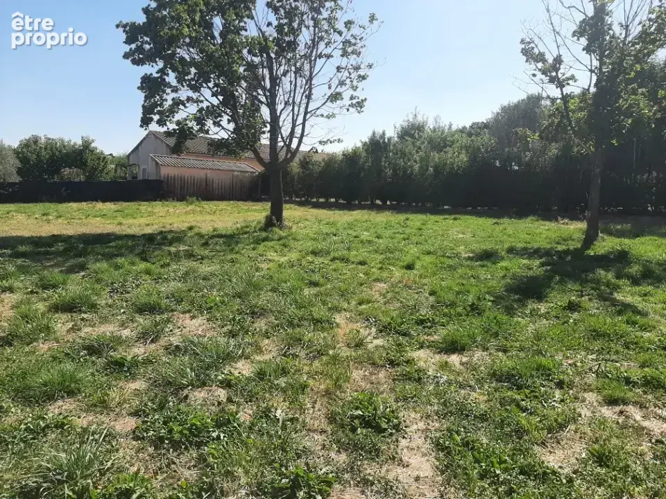 Terrain à SAINT-GENIES-DE-MALGOIRES