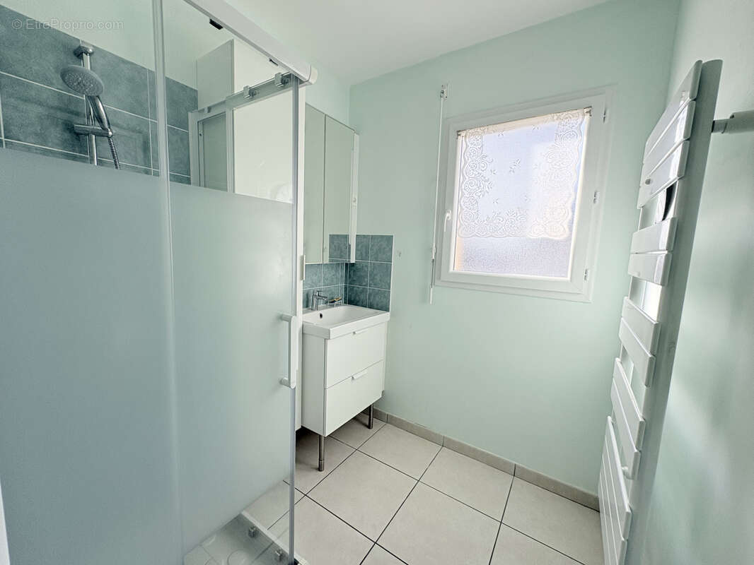 Maison à COURVILLE-SUR-EURE