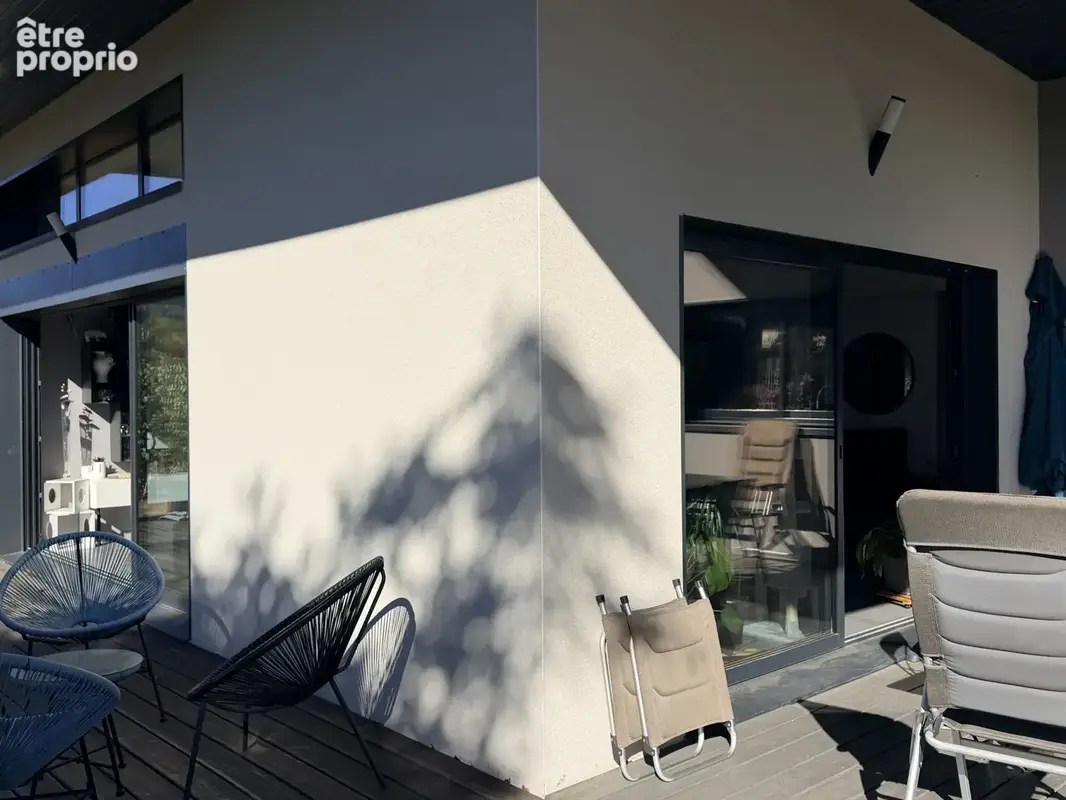 MALAUZAT  Maison moderne de 2017, de 158 m2 habitables, plain pied, 4 chambres, double garage et terrasse bio- - photo 10
