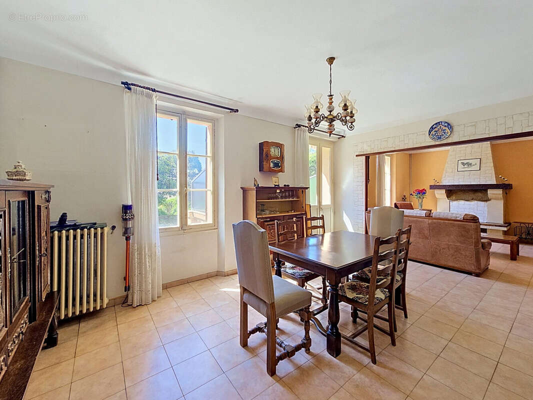 Maison à SAINT-RAPHAEL