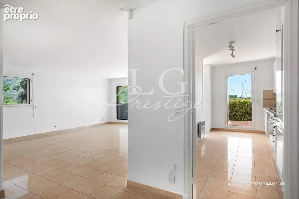 Domaine prive et securise 24h/24 - photo 9