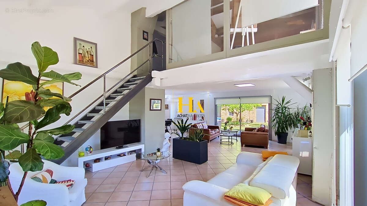 Maison à BREN