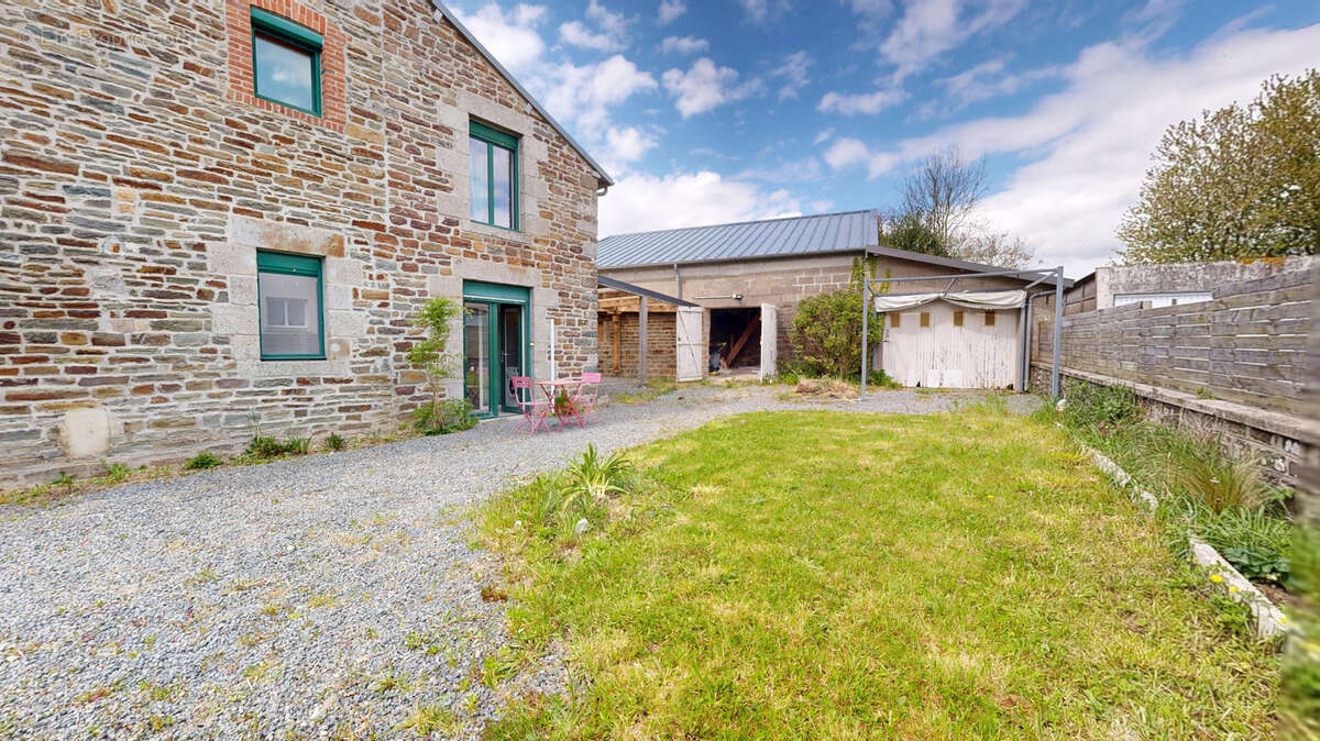 Maison à FOLLIGNY