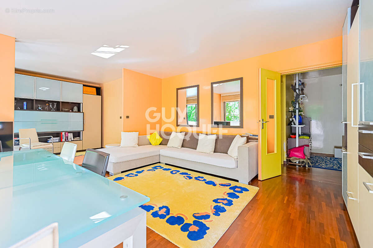 Appartement à PARIS-12E