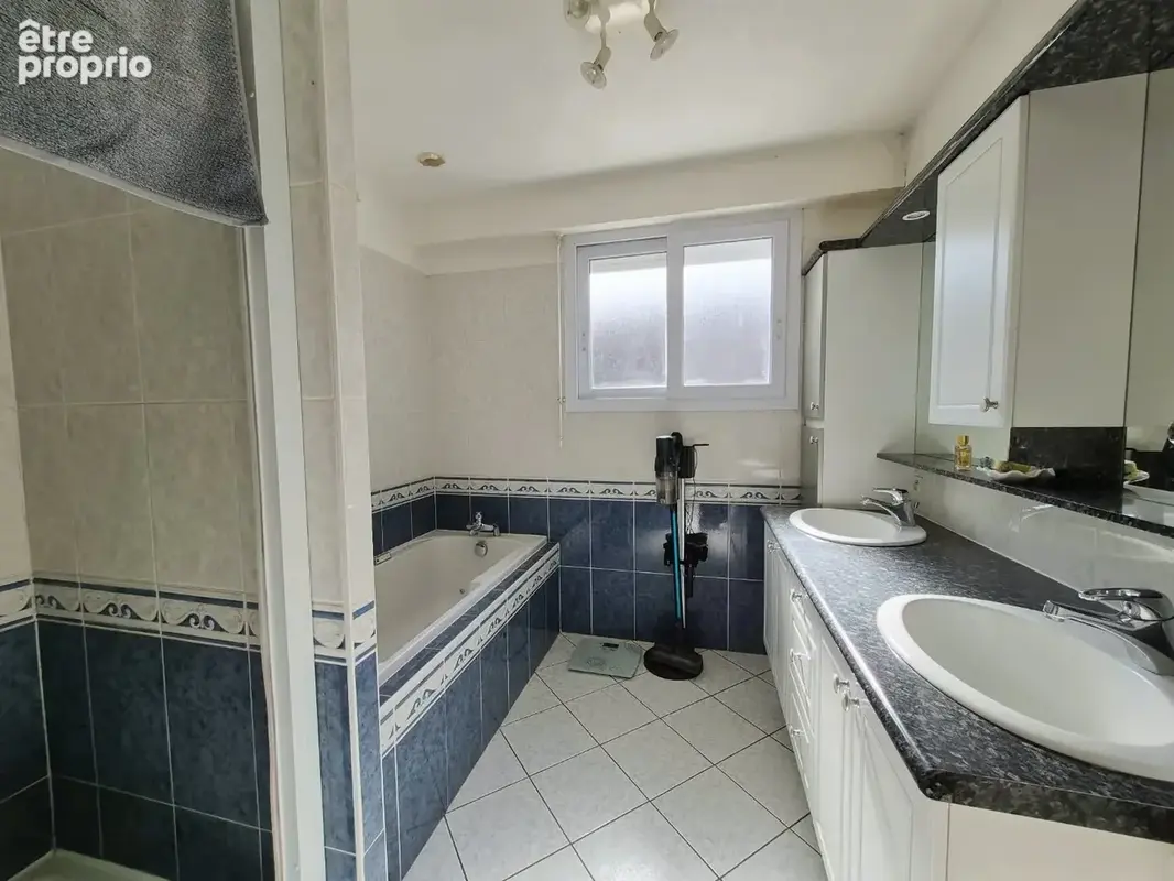 Maison familiale en campagne avec dépendances 218m² - photo 13