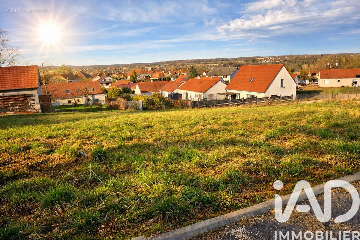 Photo 3 - Terrain à RANS