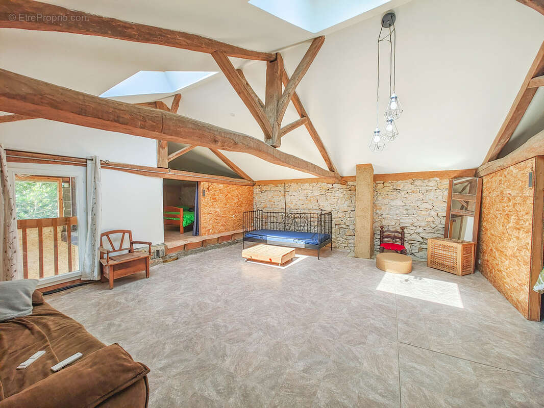 Maison à TERREBASSE