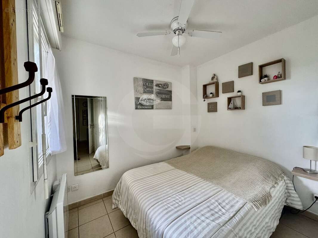 Appartement à POUSSAN