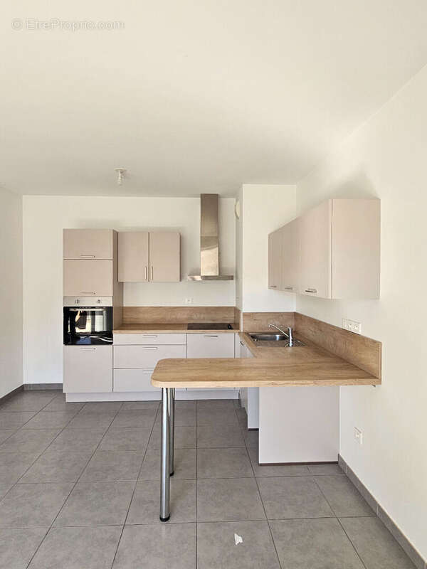 Appartement à MARSEILLE-1E