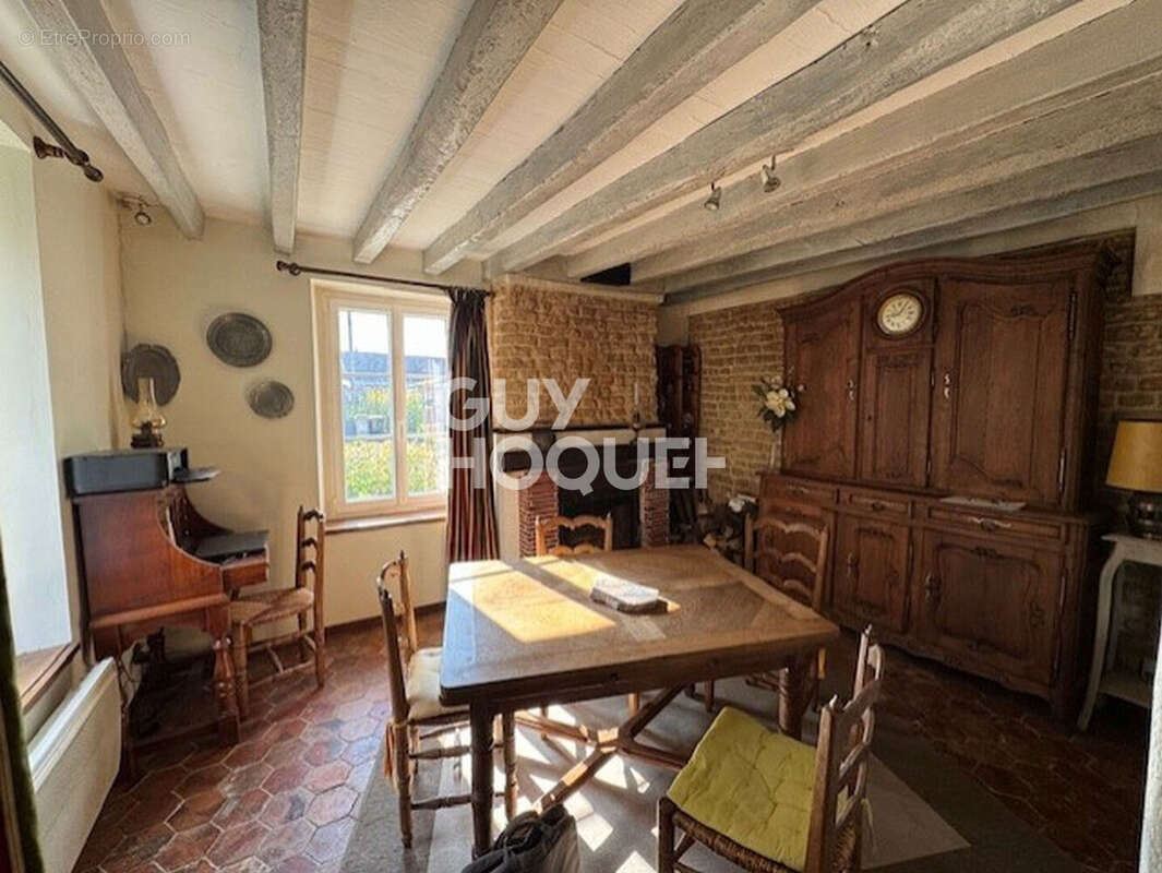 Maison à PLEURS
