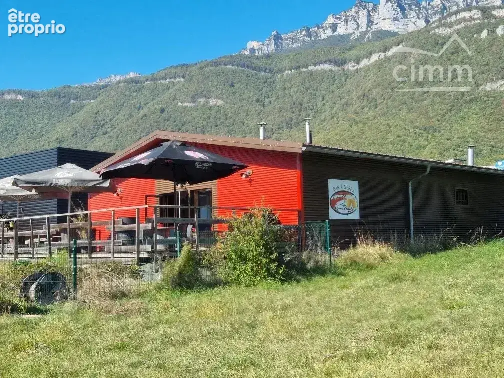 À vendre – Murs et fonds de commerce – Bar à bières / Pub – Le Touvet - photo 18