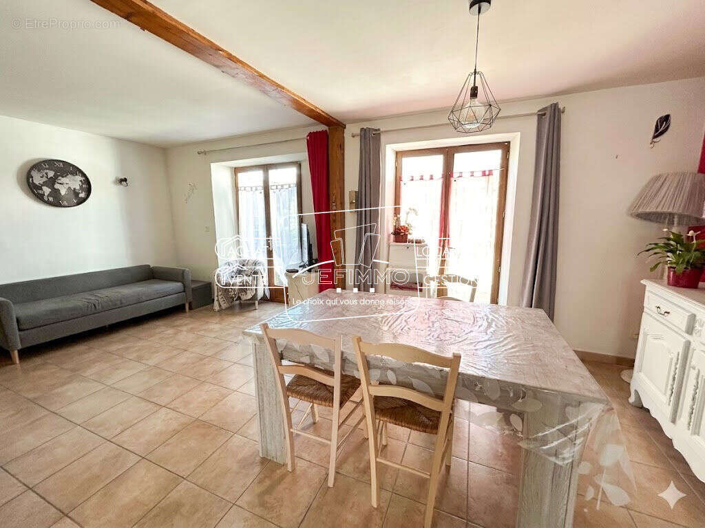 Maison à LE LOROUX-BOTTEREAU