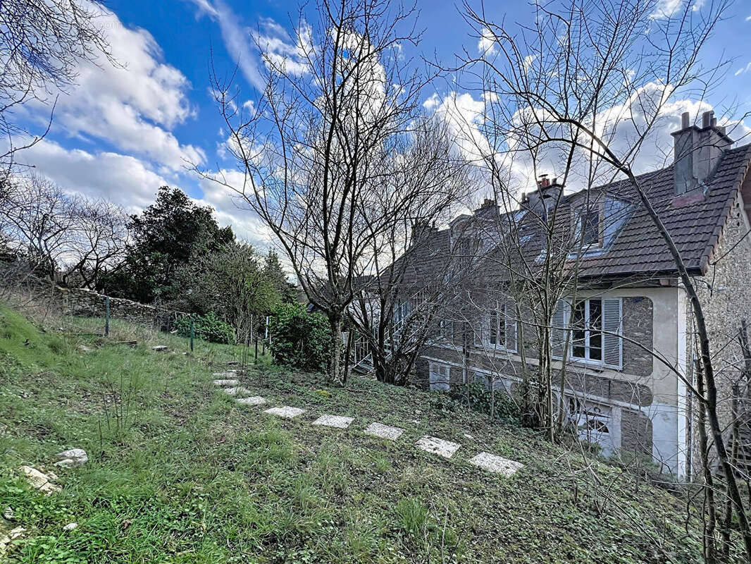 Appartement à VILLENEUVE-SAINT-GEORGES