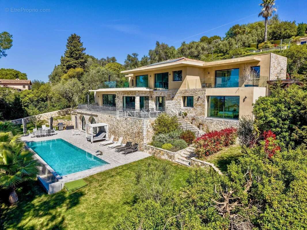 Maison à MOUGINS