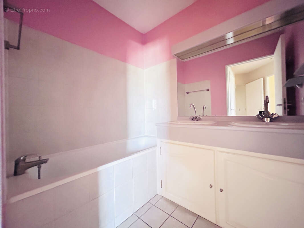 RARE- Appartement familial 4 pièces 81,71 m2 avec double balcons   Résidence récente   Juvisy-sur-Orge - photo 5