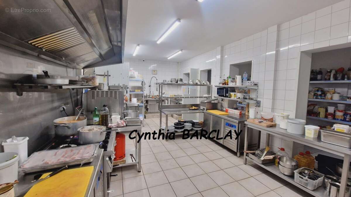 Commerce à FORT-DE-FRANCE