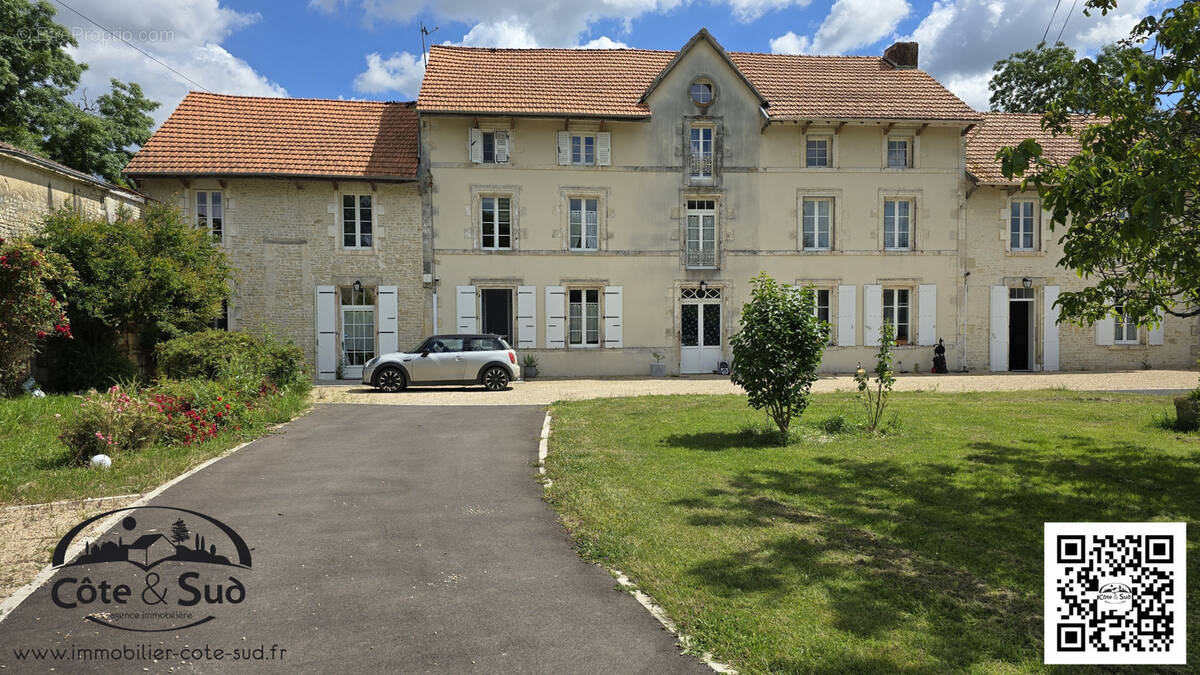 Maison à AIGREFEUILLE-D'AUNIS