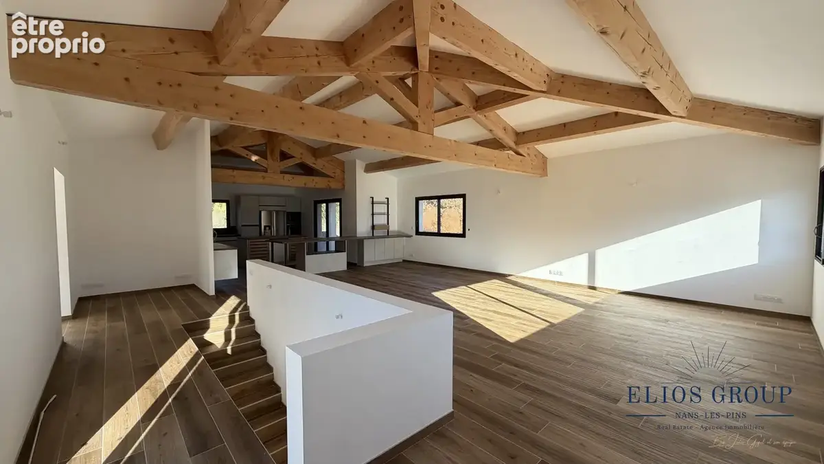 Maison 8 pièces 269 m² à vendre à Nans-Les-Pins (83860) - photo 3