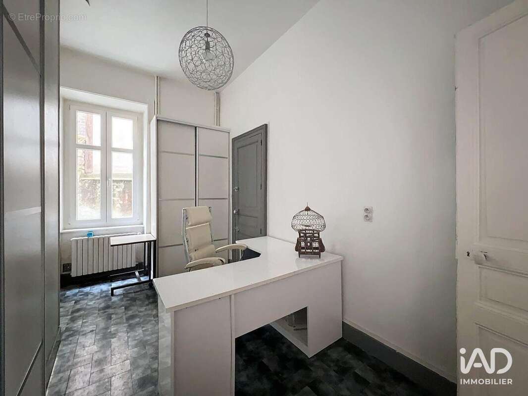 Photo 6 - Commerce à LIMOGES