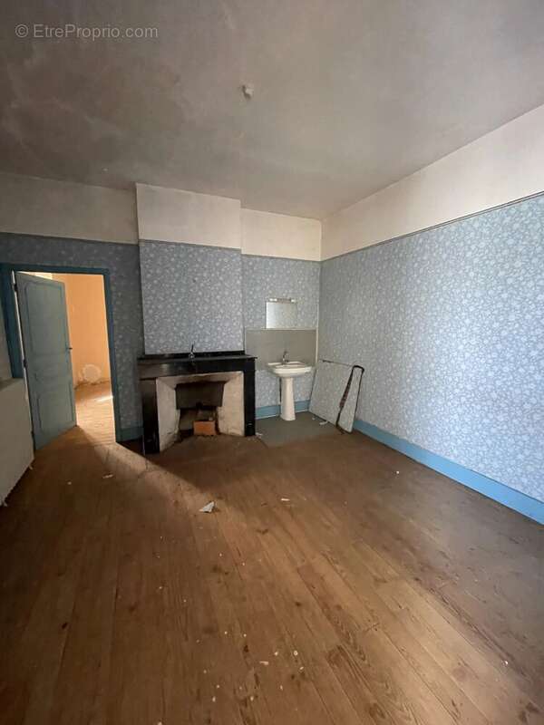 Maison à SALIES-DU-SALAT