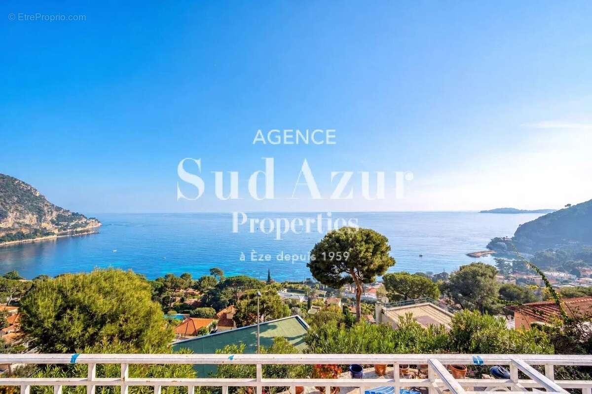 Maison à EZE