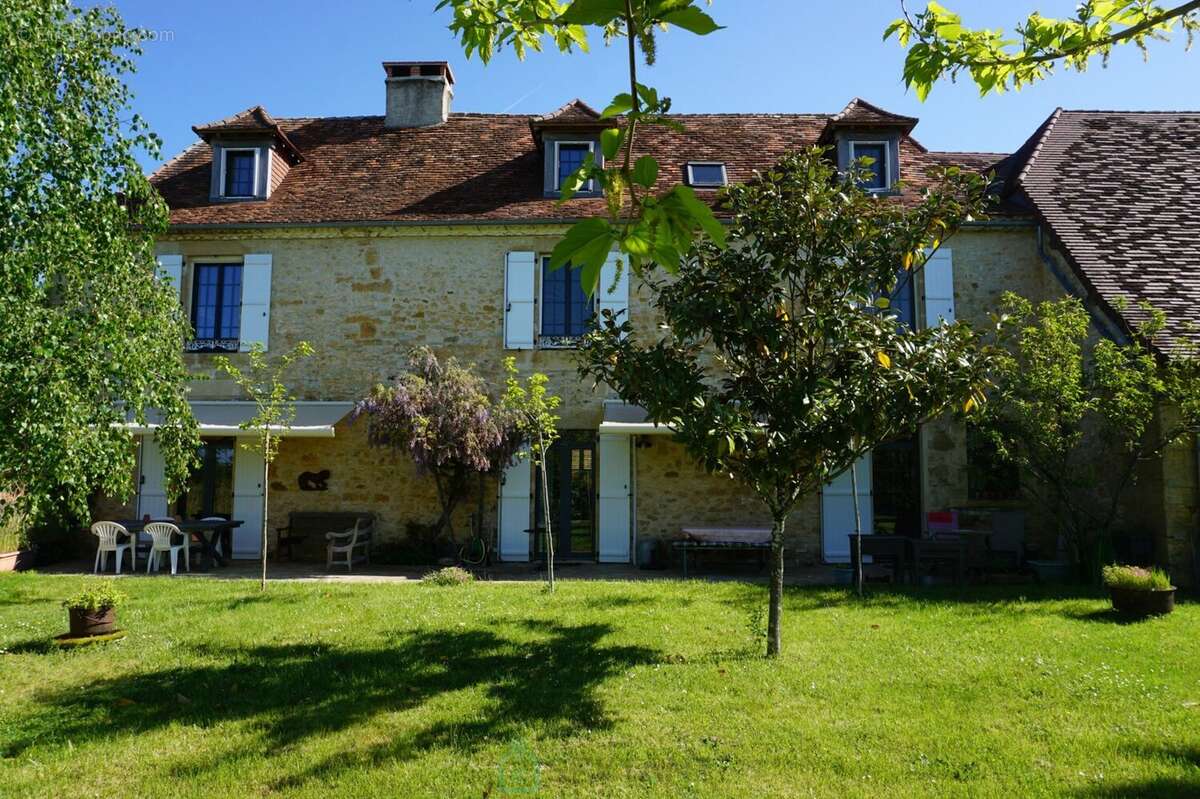 Superbe ensemble immobilier du XIXe siècle situé au coeur de la nature préservée du Périgord vert. - photo 28