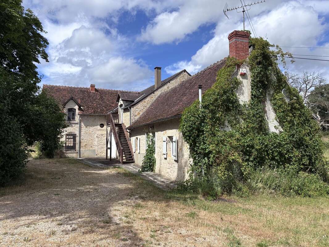 Maison à SAINT-GAULTIER