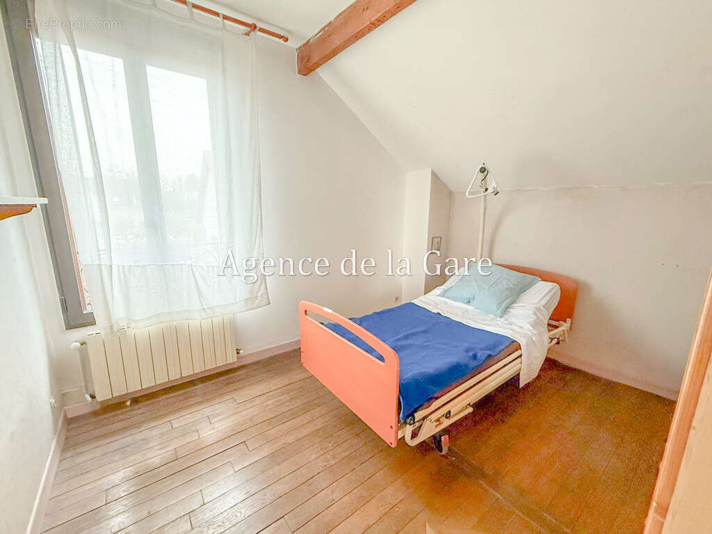 Maison à SARTROUVILLE