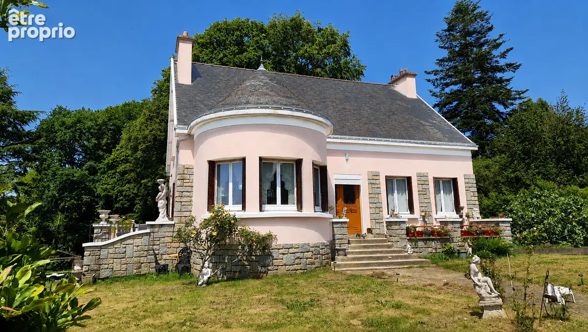 A vendre Locminé, maison de maître de 120m², 3 chambres, sur un terrain 8260m² - photo 2