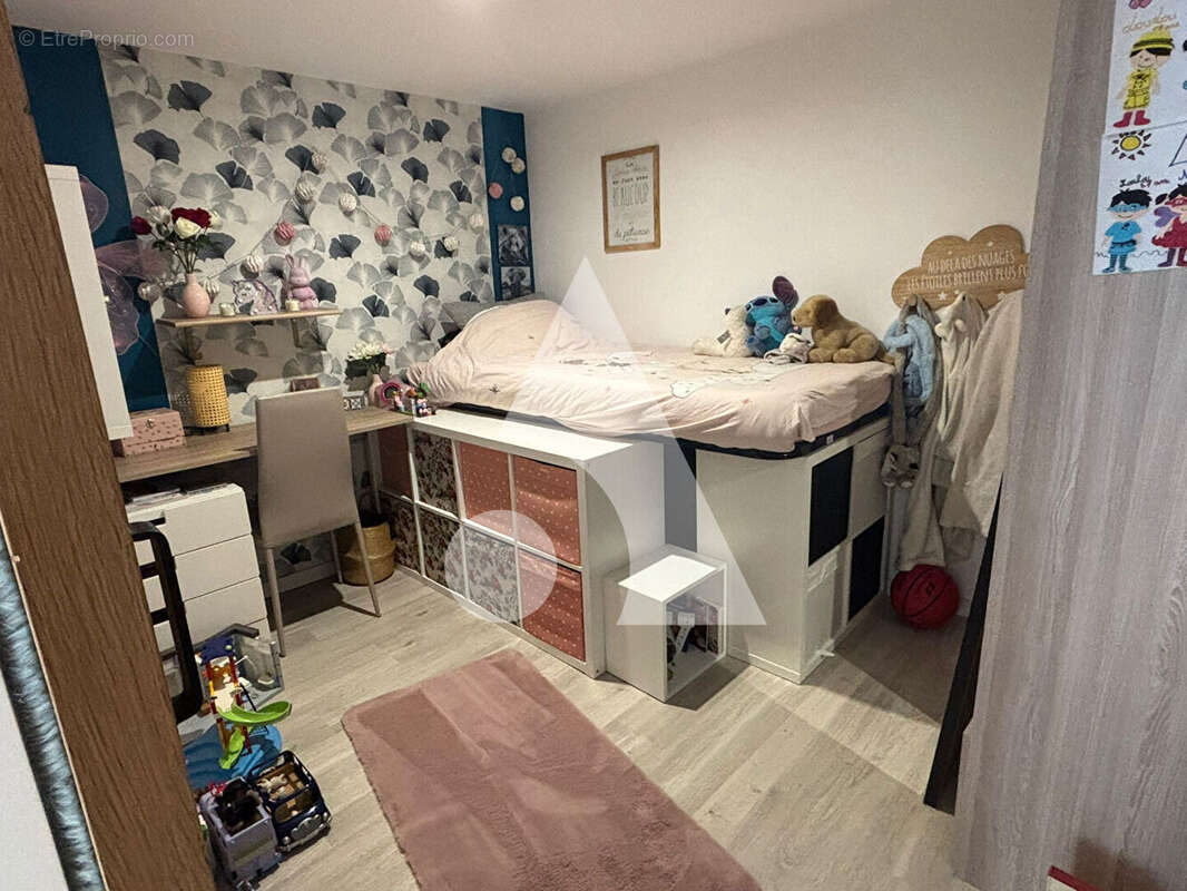 Appartement à BRIE-COMTE-ROBERT