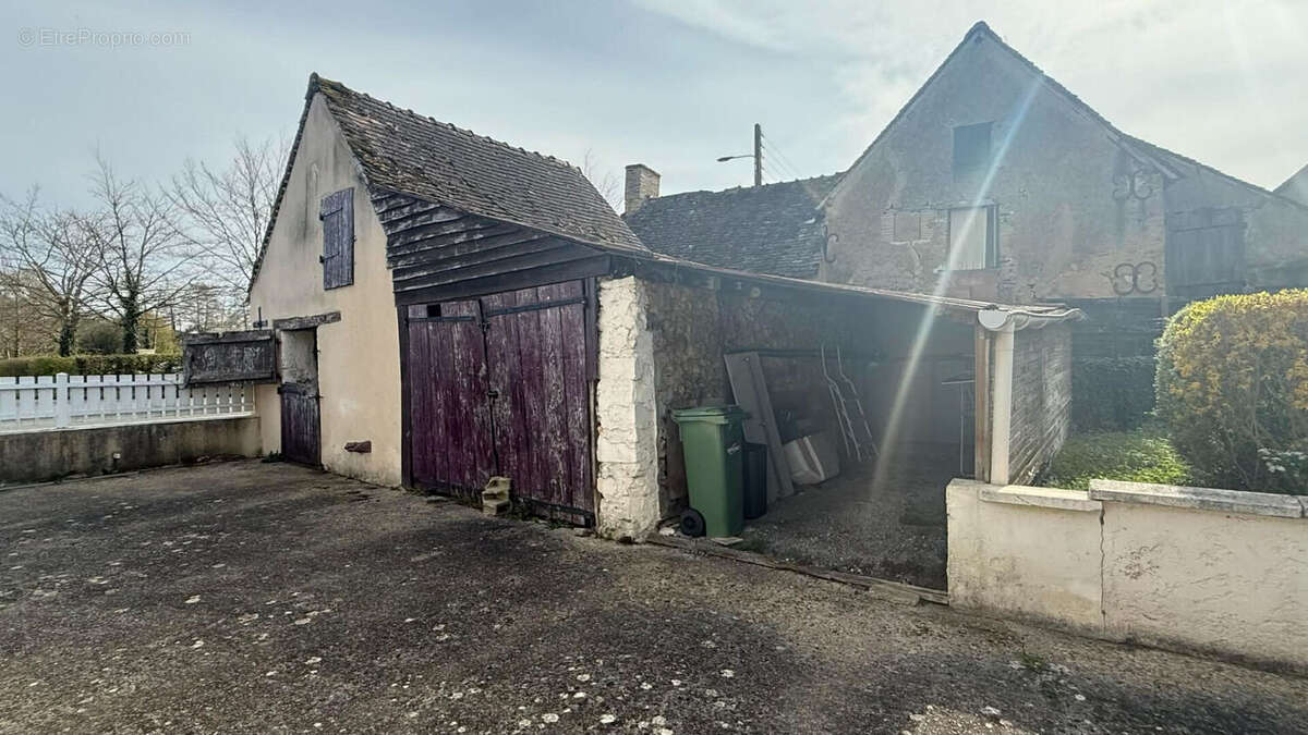 Maison à THORIGNE-SUR-DUE