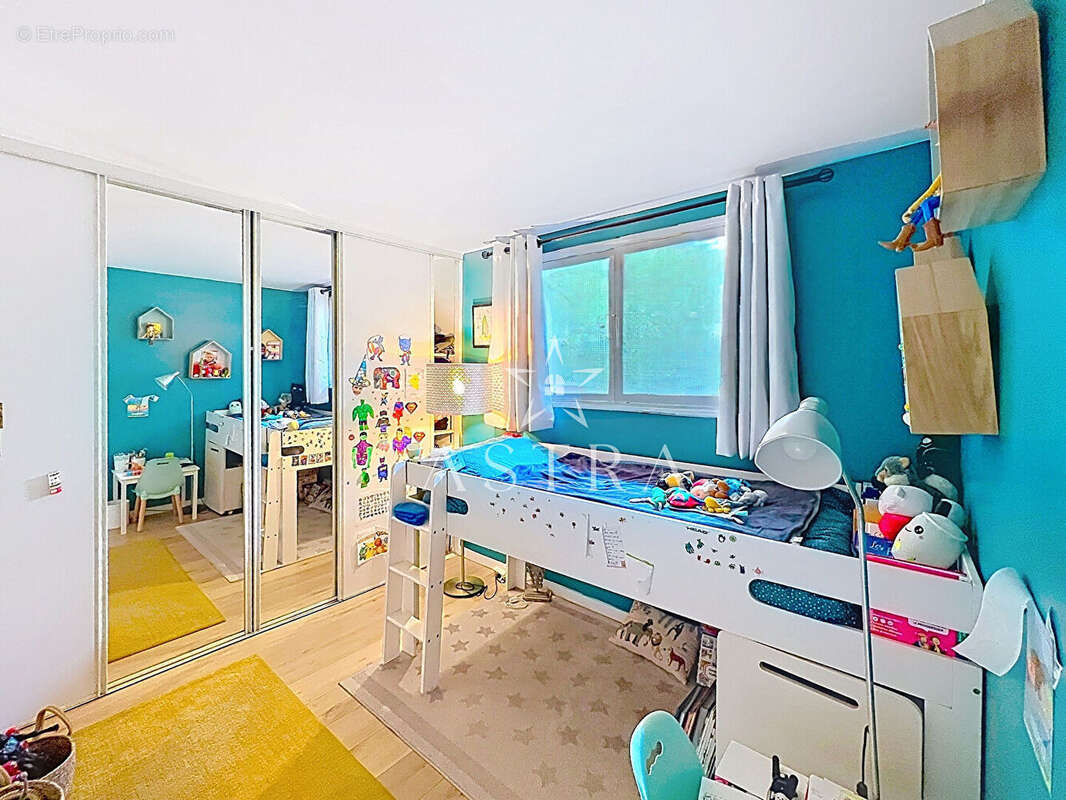 Appartement à MONTROUGE