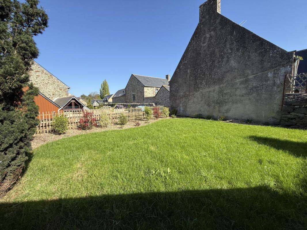 Maison à SAINT-SULIAC