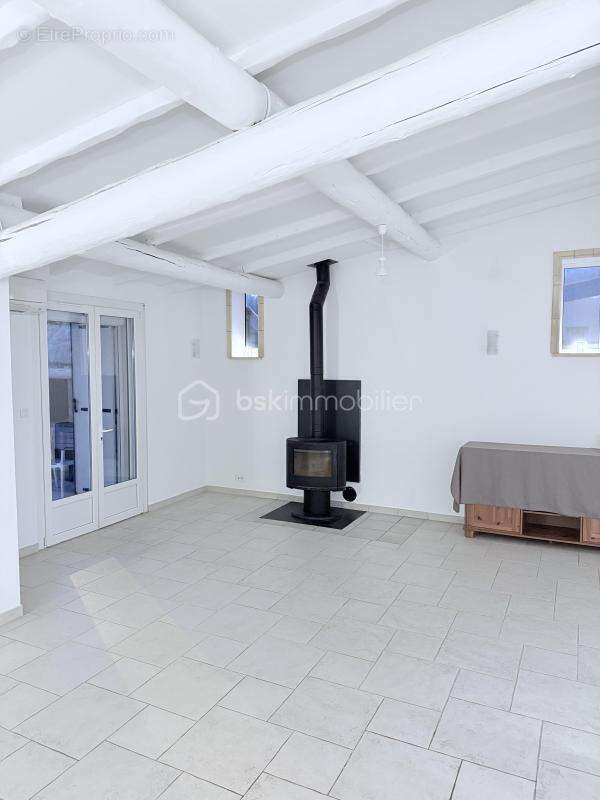 Maison à CHATEAUNEUF-LES-MARTIGUES