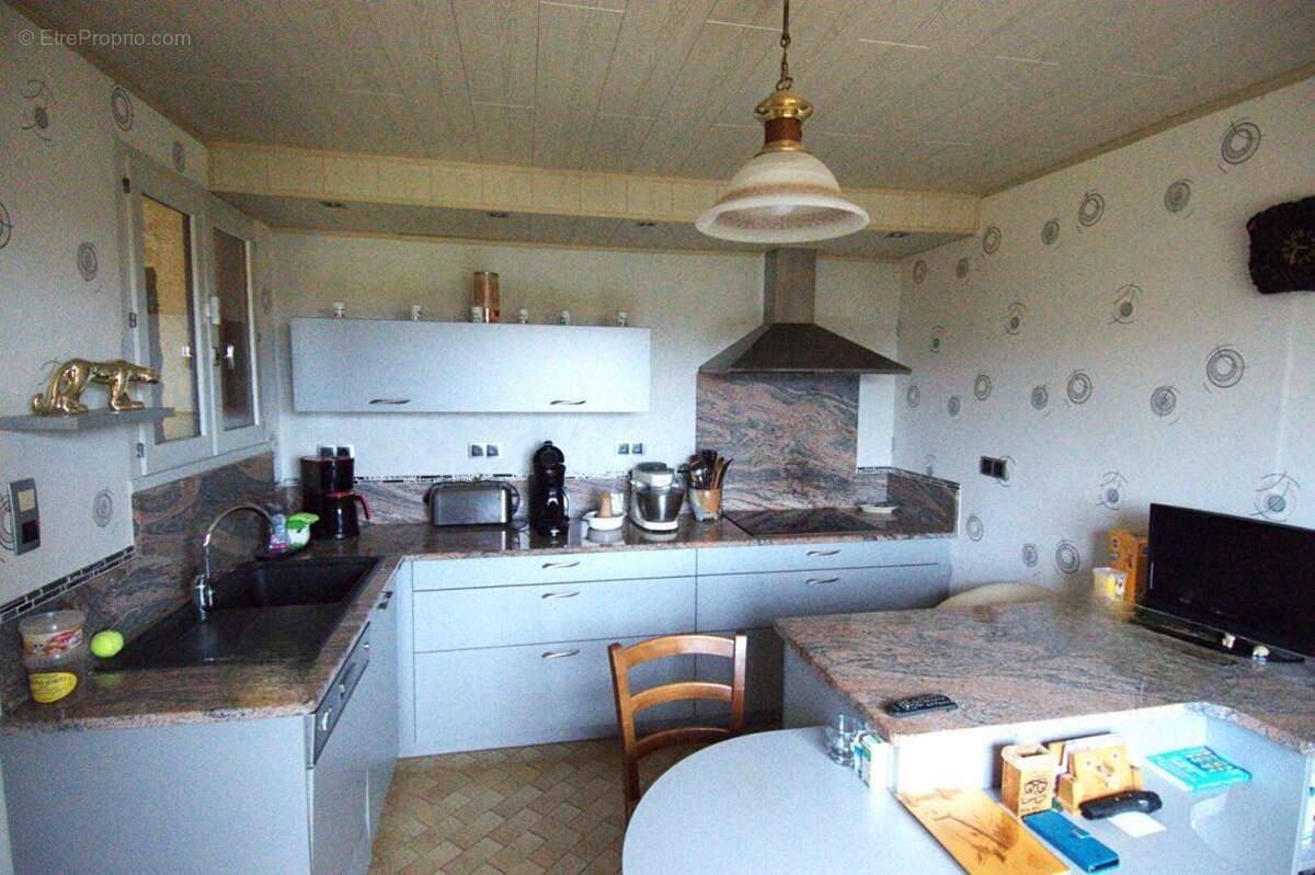 Maison à ROCHES-LES-BLAMONT