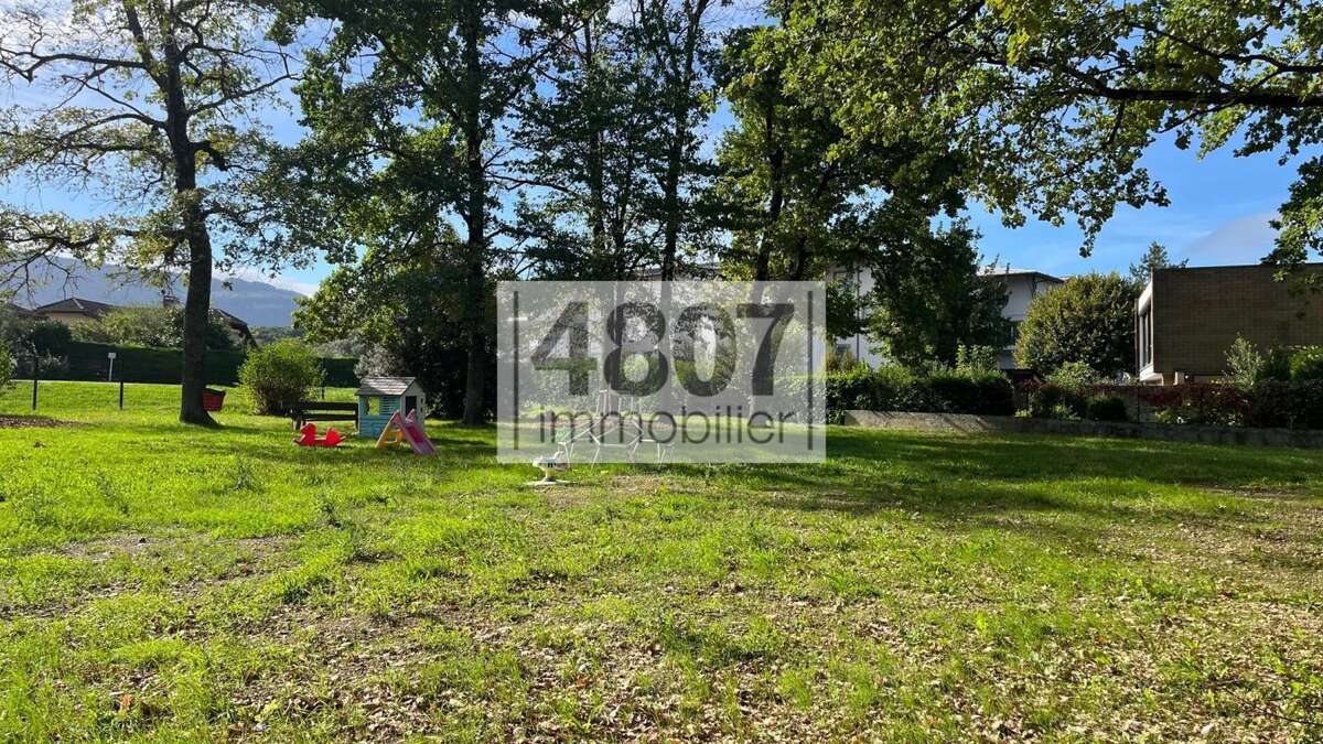 Appartement à SAINT-JULIEN-EN-GENEVOIS