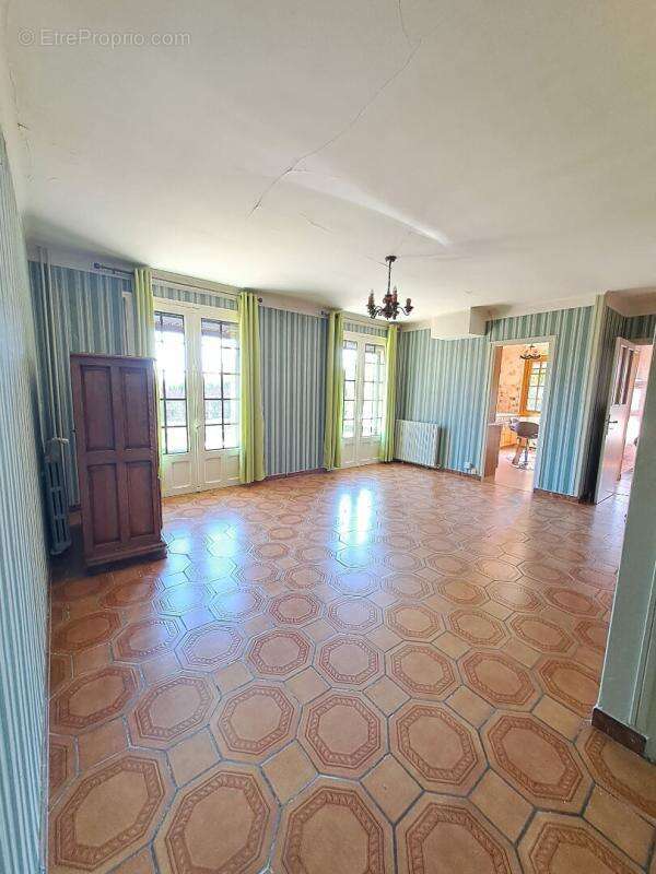 Maison Pont Saint Mard 5 pièce(s) 92 m2 - photo 3