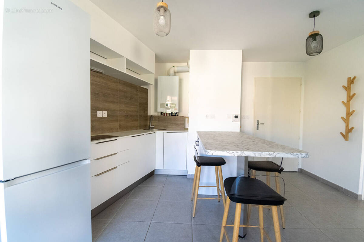 Appartement à ANDREZIEUX-BOUTHEON