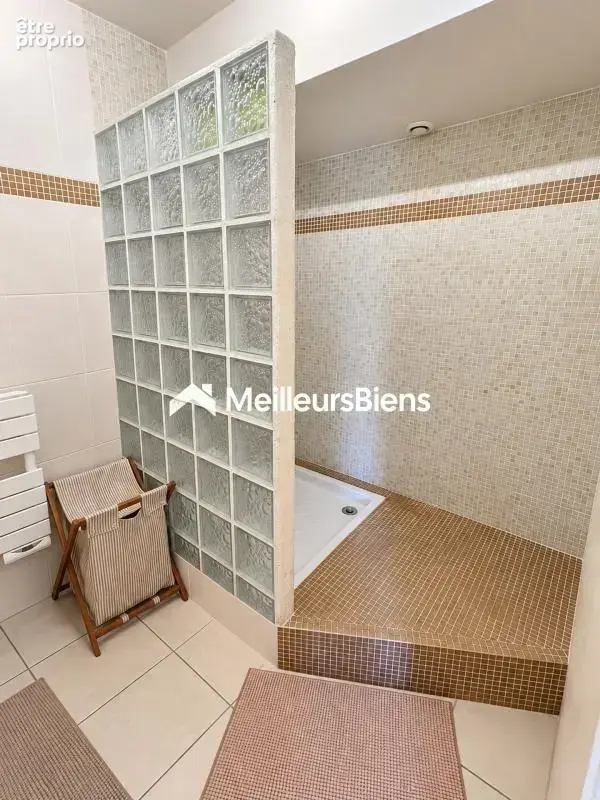 Rez-de-jardin 5 pièces de 179 m² à Marseille 13009, 4 chambres - photo 13