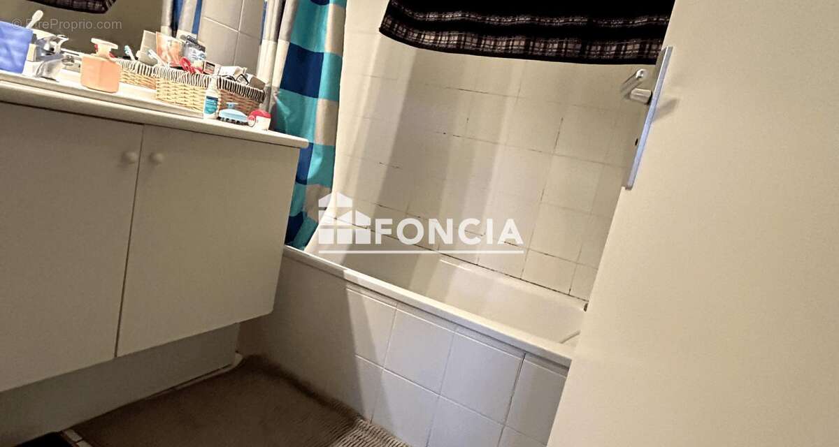 Appartement à PUJOLS