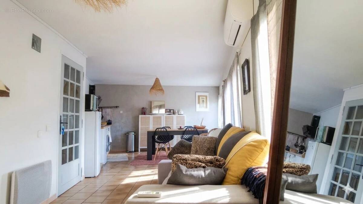Appartement à SAINT-CYPRIEN