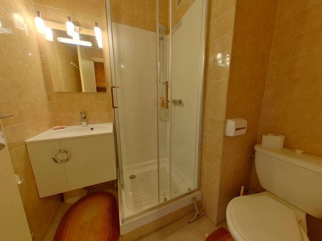 Appartement à UVERNET-FOURS