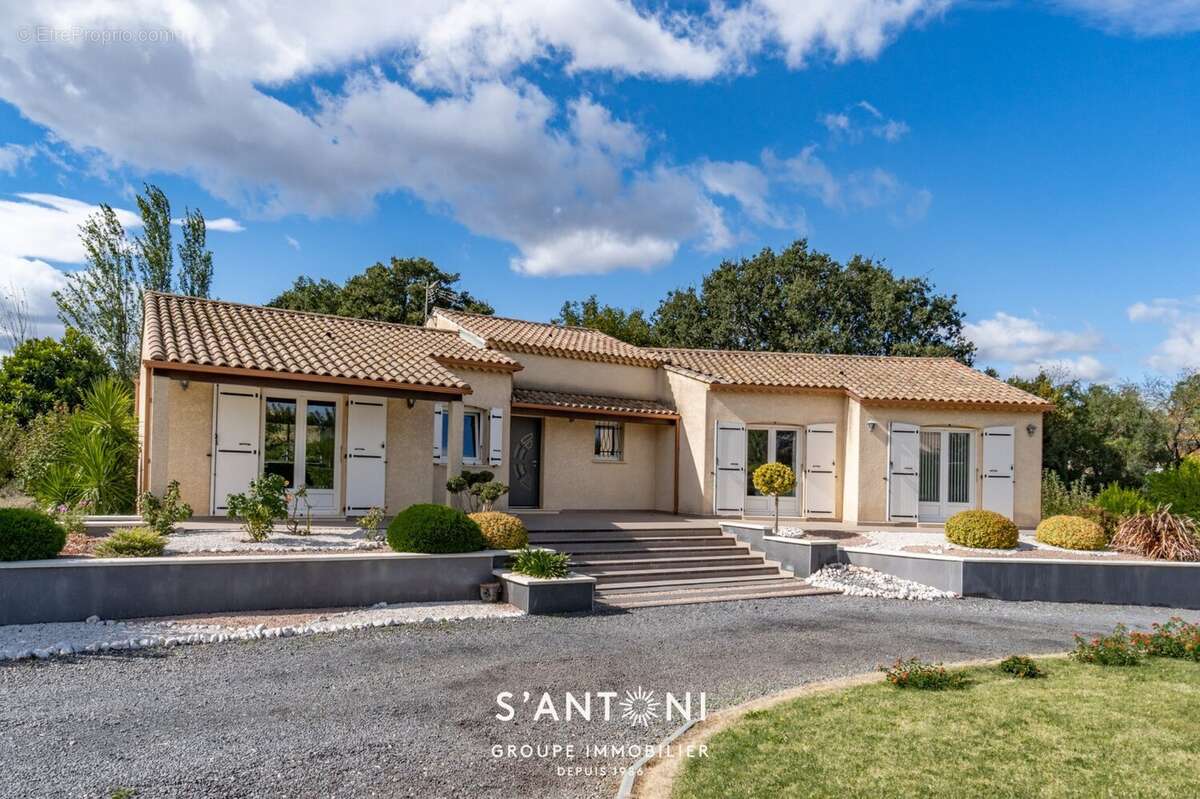 Maison à SAINT-THIBERY